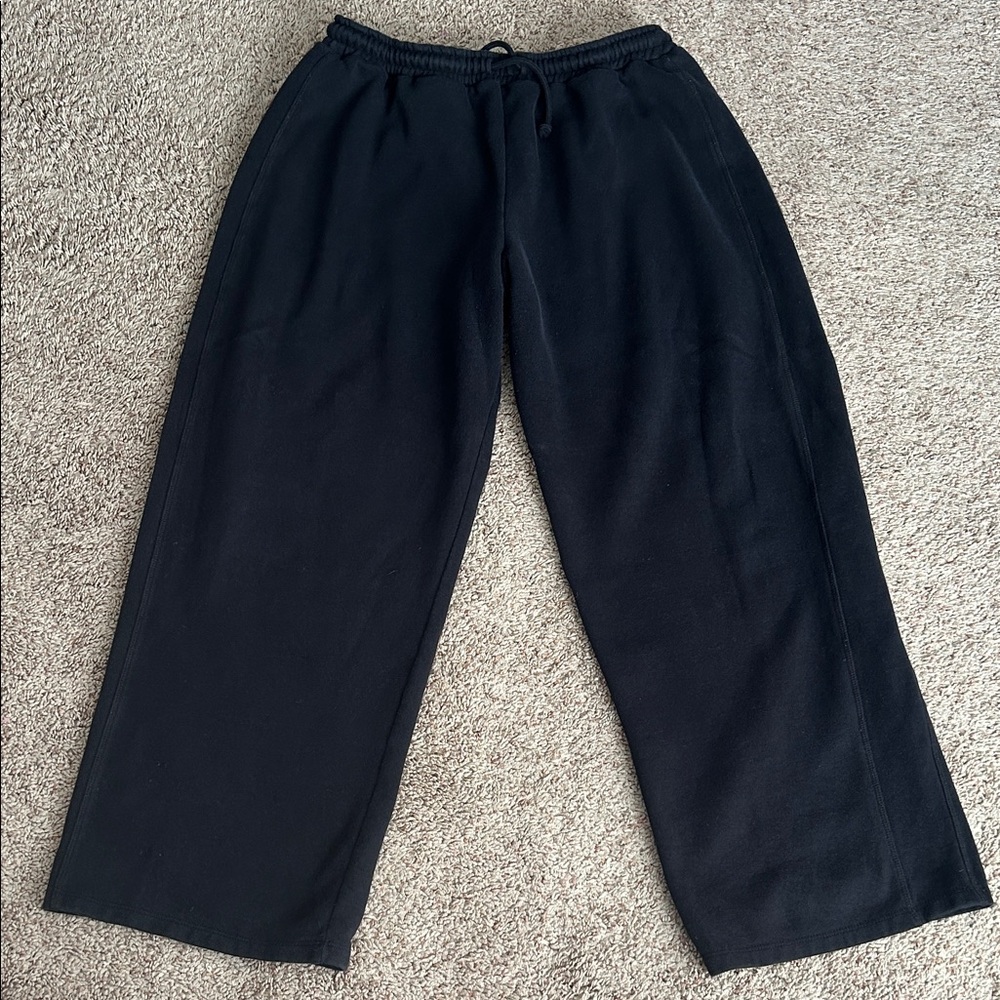 Zara women’s wide leg sweatpants